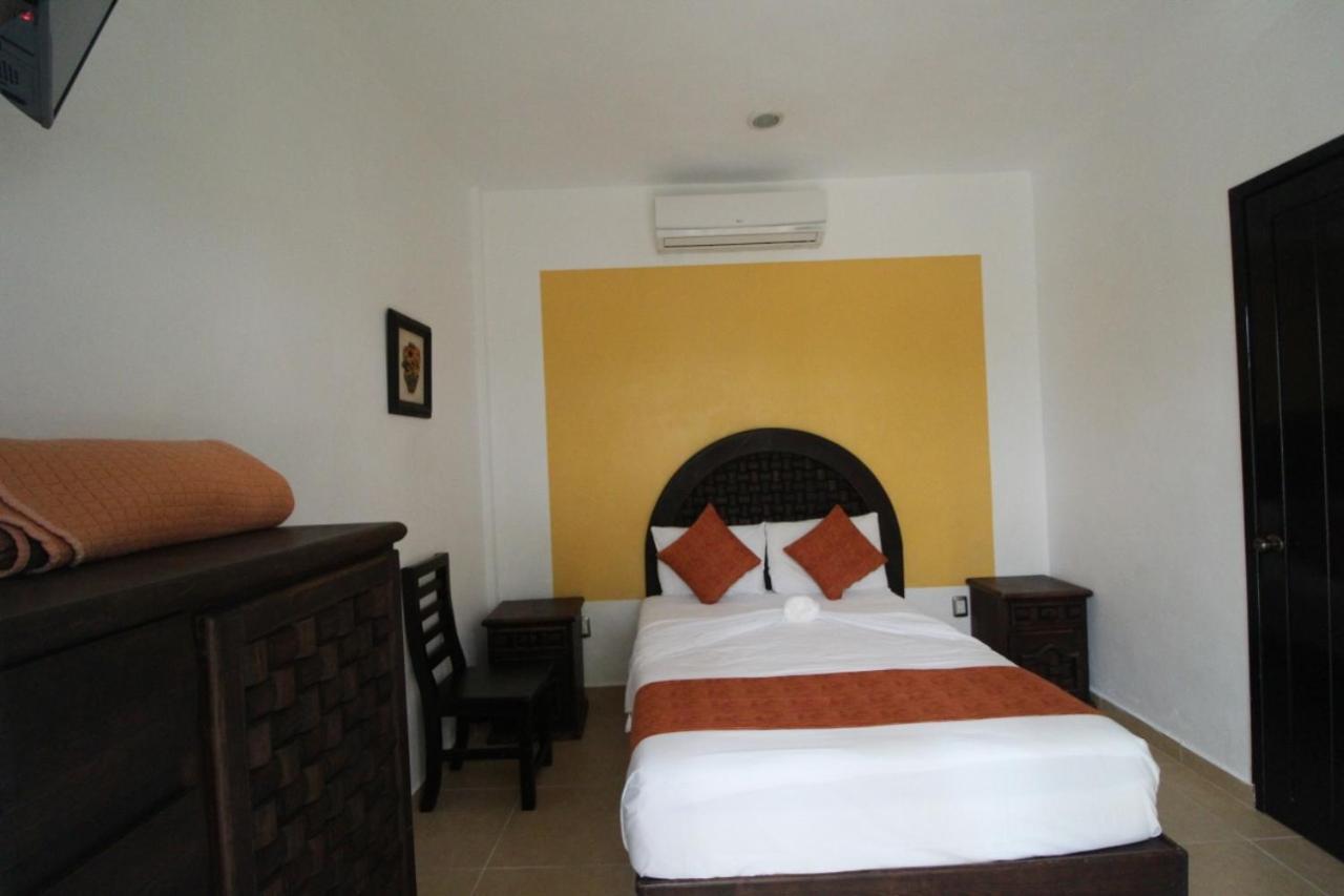 Hotel Mexico Lindo Mahahual Eksteriør billede